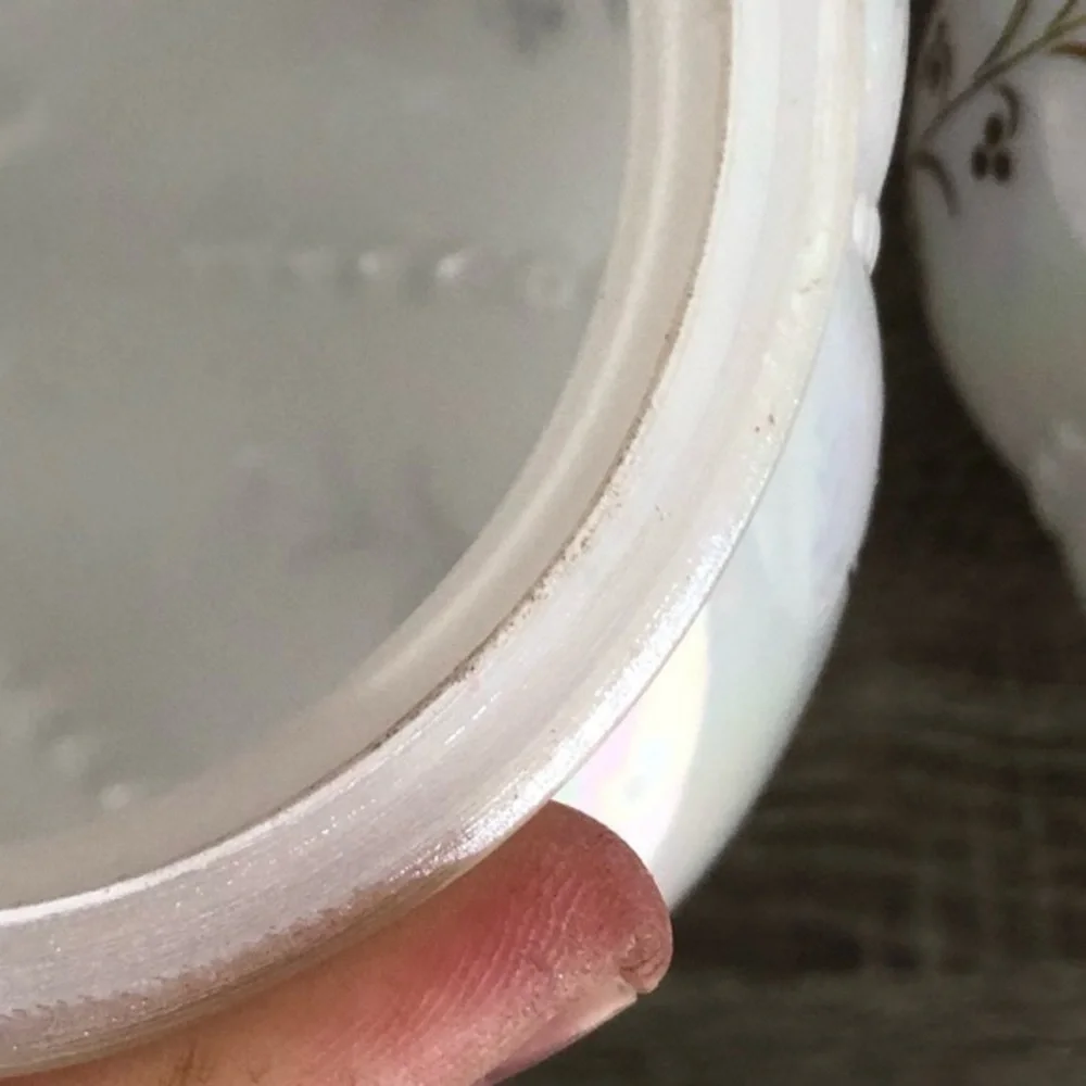 Vtg Pearlescent Globe Light Shades